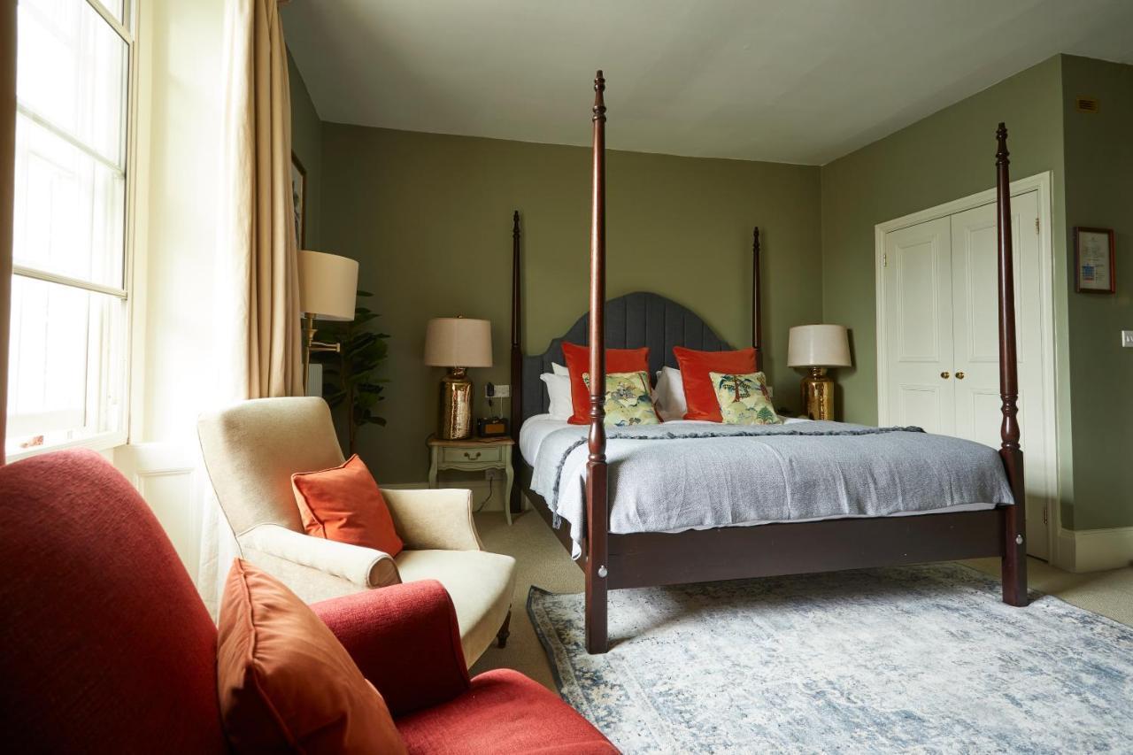 The Methuen Arms Inn Corsham