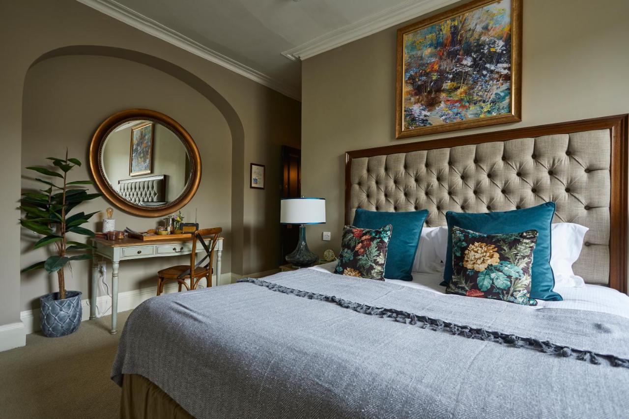 The Methuen Arms Inn Corsham